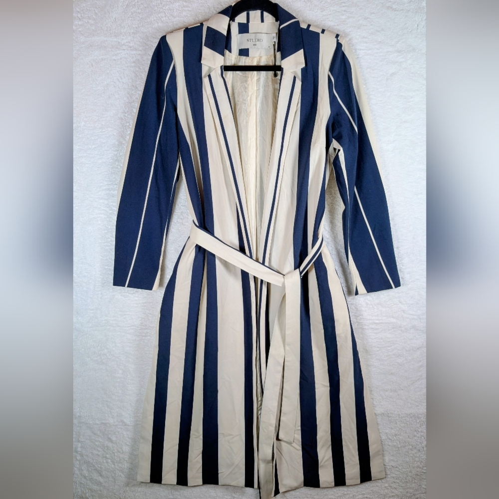 468-Nwot‎ Studio Navy and Cream Striped Coat